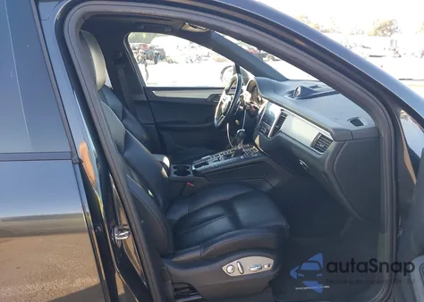 2017 Porsche Macan from USA, damaged, VIN WP1AA2A56HLB08834